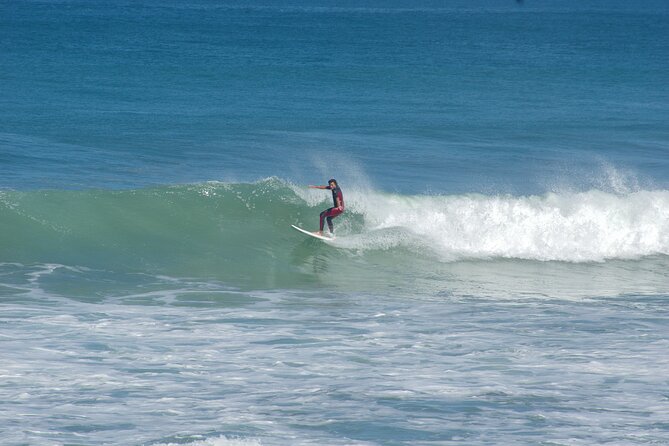 Private Advanced Surfing Lessons in the Basque Country - Location and Accessibility