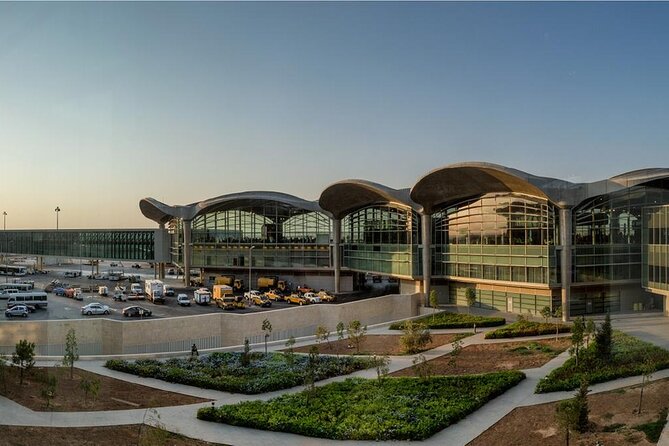 Private Airport Transfer Service From / to QAIA. - Benefits of Private Transfers