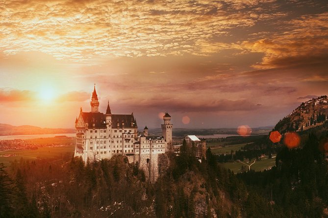 Private Castle Tour From Munich: Neuschwanstein, Hohenschwangau, and Linderhof - Architectural Highlights
