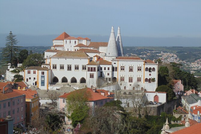 Private Day Tour From the Centre to the Highest Point in Sintra. - Meeting Point and Pickup