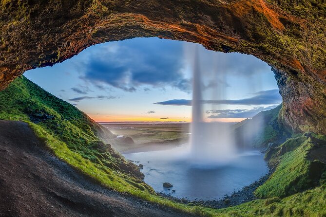Private Diamond Beach Day Tour From Reykjavik - Pickup Information