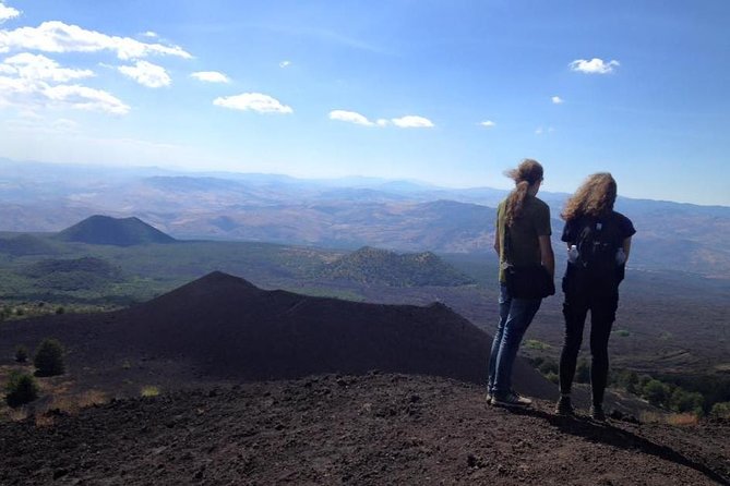 Private Etna Tour and Pistachio Lunch in a Pistachio Farm - Sample Menu