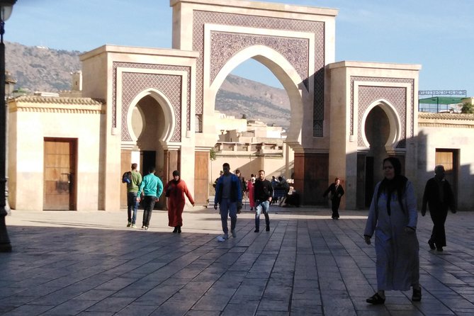 Private Fes Old Town Tour With Guide and Sightseeing With Driver - Meeting and Pickup