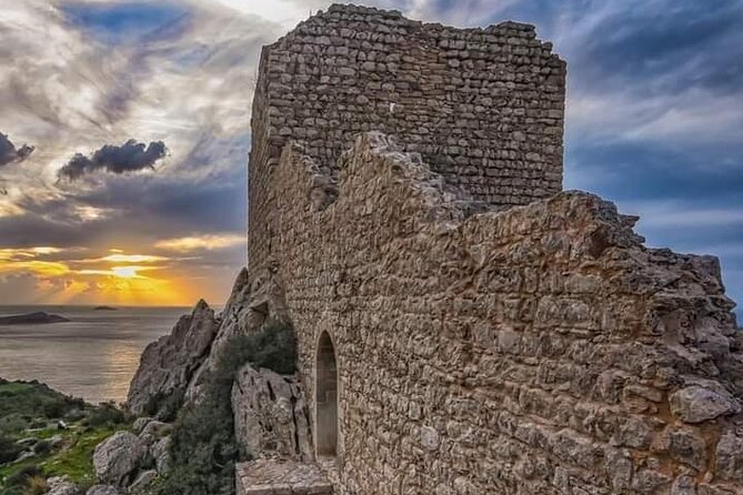 Private Full Day Rhodes Island Tour Including Wine Tasting Experience - Taking in the Old Town of Rhodes