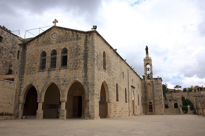 Private Guided Tour of Beiteddine and Deir El Qamar - Transportation Information