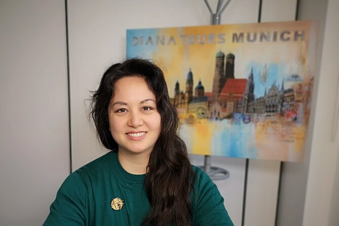 Private Guided Tour Through the Old Town of Munich - Tour Duration and Accessibility