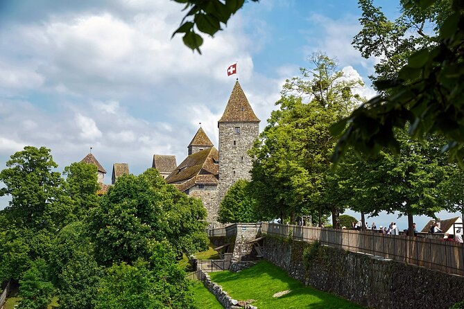 Private Half-Day Tour to Rapperswil From Zurich - Inclusions