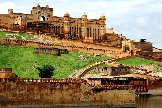 Private Jaipur Tour From Delhi - Transportation Details