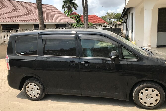 Private Kilimanjaro Airport Transfer to or From Tanzania - Included Features