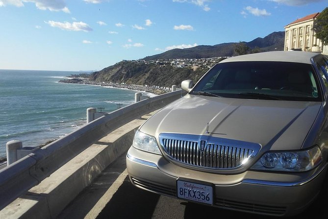 Private Limo 4-Hour Tour: Hollywood, Santa Monica and Venice - Strolling the Santa Monica Pier