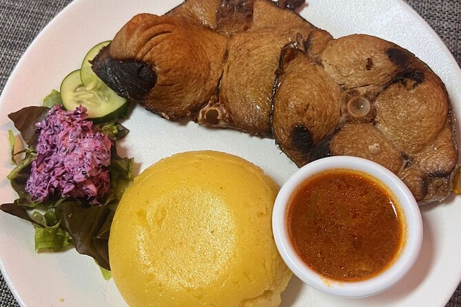 Private Local Lunch and Kralendijk Neighborhood Tour - Menu Highlights