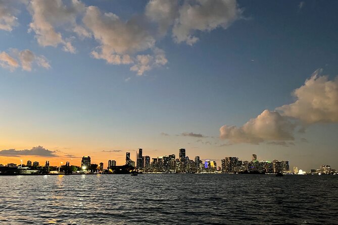 Private Moon-Watch Boat Cruise in Fort Lauderdale - Meeting and Cancellation Policies
