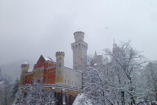 Private Neuschwanstein Castle Tour From Munich - Meeting and Pickup