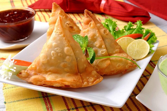 Private Old Delhi Walking And Tasting Guided Tour - Key Attractions to Explore