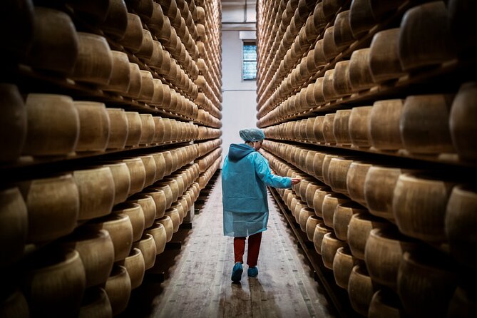 Private Parmigiano Balsamic Parma Ham and Wine Tasting Tour - Savoring Prosciutto Di Parma