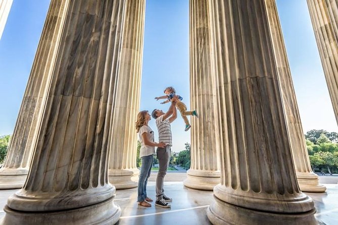 Private Photo Session With a Local Photographer in Corinth - Inclusions