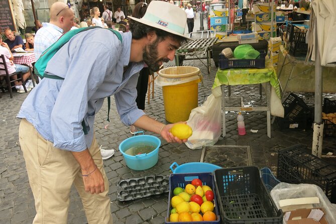 Private Roman Vegetarian Food Tour - Meeting and Pickup Details