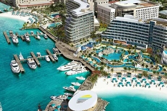 Private Roundtrip Sedan Airport Transfer to Downtown Nassau - Meeting and Pickup