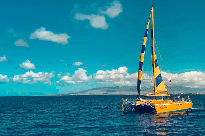 Private South Shore Sail Charter - Onboard Amenities and Beverages