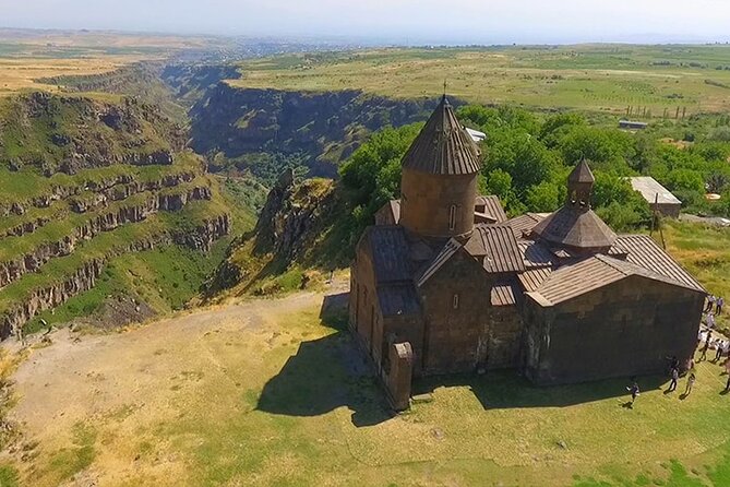 Private Tour: Alphabet Monument, Hovhannavank, Saghmosavank Monasteries - Pickup Information