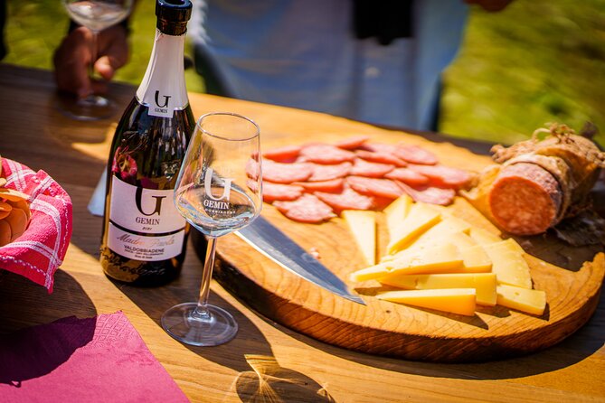 Private Tour and Goblet Walking in the Valdobbiadene Vineyards - Typical Local Products
