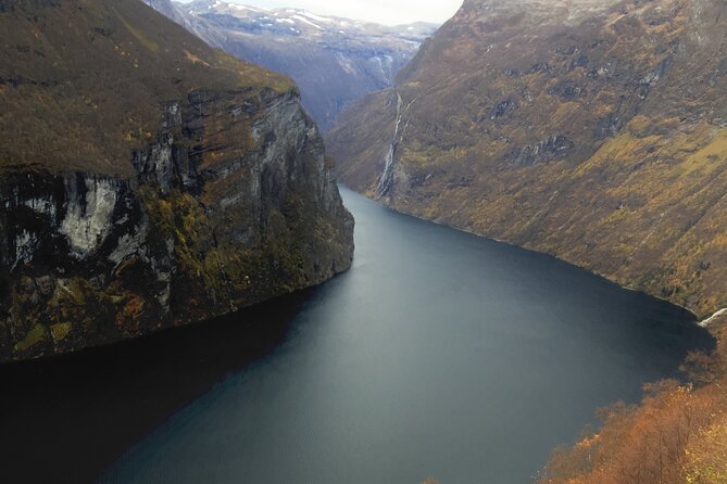 Private Tour From Ålesund to Geiranger up to 15 People - Transportation and Accessibility