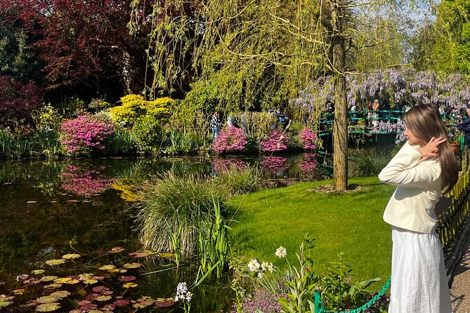 Private Tour From Paris to Giverny Claude Monets Gardens - Transportation and Pickup