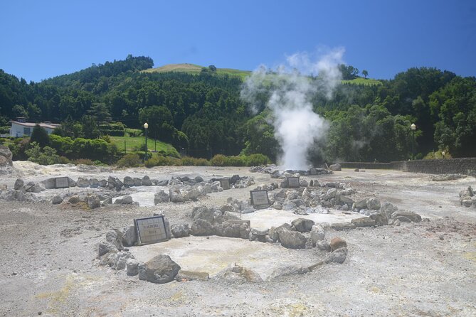 Private Tour Full-Day Furnas: Lake, Fumaroles and Thermal Pools - Meeting and Pickup