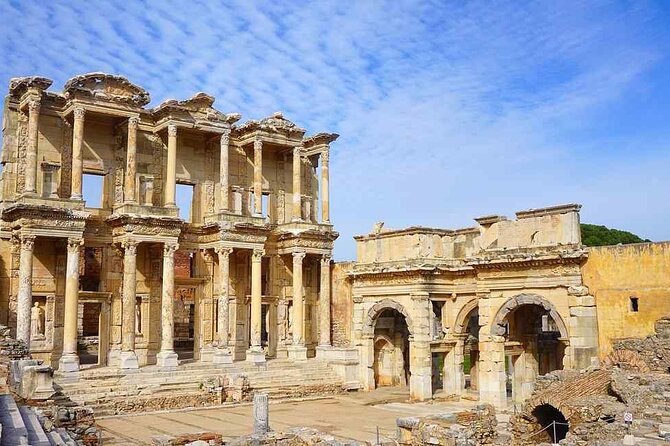 Private Tour of Ephesus,House of Mother Mary &Artemis Temple From Izmir - Visiting the House of Mother Mary