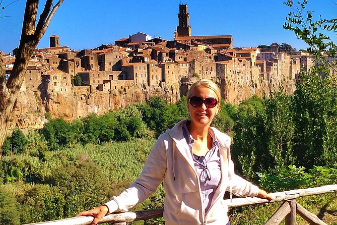 Private Tour of Pitigliano and Etruscan Cave Routes - Meeting and Pickup