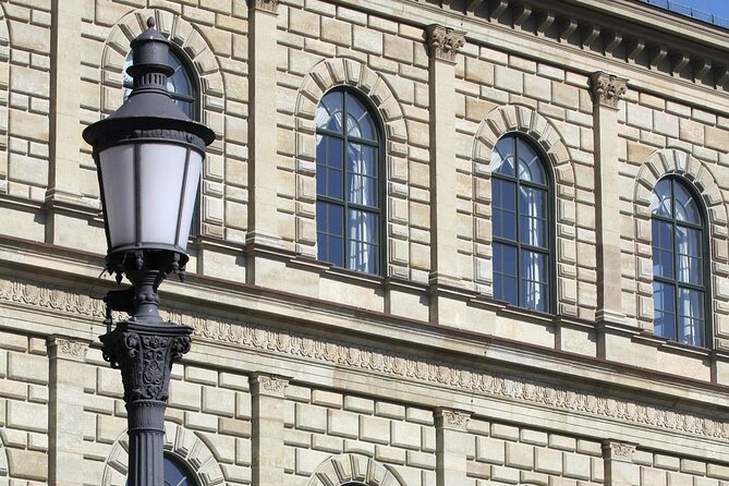 Private Tour of Residenz Palace in Munich With a Professional Guide - Admire the Royal Apartments