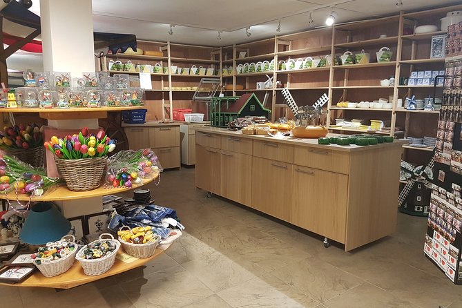 Private Tour of Simonehoeve Cheese Farm and Clog Factory - Clog Factory Experience