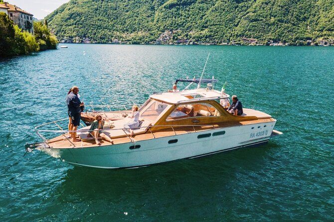 Private Tour Open Bar Classic Wooden Boat Lake Como 2H 4H - Meeting and End Points