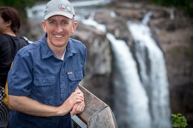 Private Tour: Snoqualmie Falls and Woodinville Wineries Day Trip From Seattle - Inclusions and Transportation