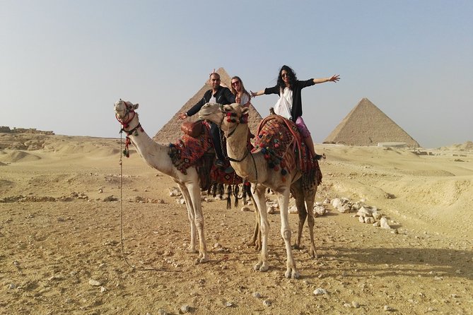 Private Tour to Giza Pyramids, Sphinx With Camel Ride and Lunch - Accessibility Features