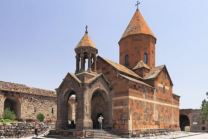 Private Tour to Khor Virap, Ancient Areni Cave or Areni Winery, Noravank - Pickup and Drop-off