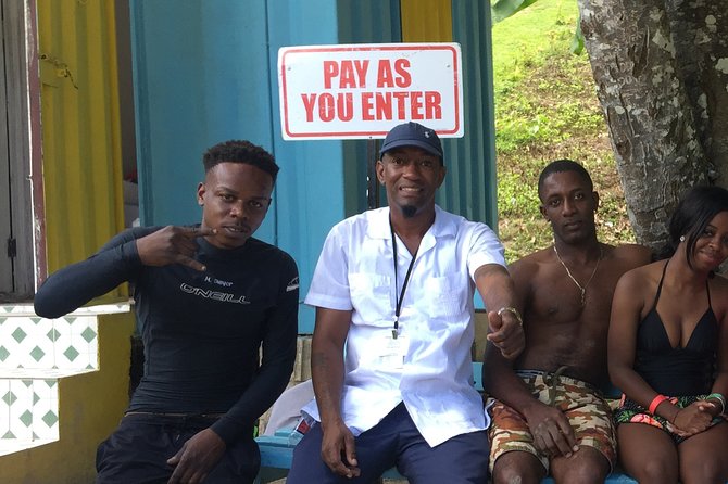 Private Tour to Konoko Falls From Ocho Rios - Accessibility