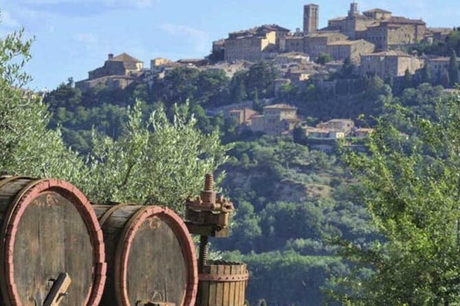 Private Tour Wine and Cheese a Perfect Combinations Val Orcia - Indulging in Artisanal Cheese Tasting