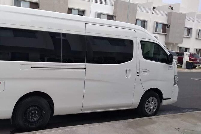 Private Transfer From Playa Del Carmen to Cancun International Airport - Accessibility and Participation
