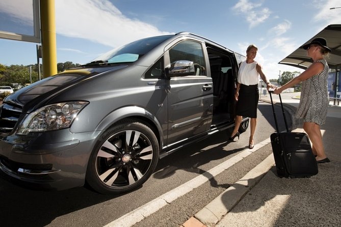 Private Transfer From Zvartnots Airport to Yerevan (1-15 Pax) - Pricing Structure