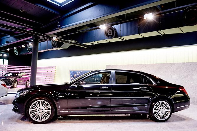 Private Transfer: Niagara Falls Canada to Toronto Downtown Black Car Service - Pickup and Drop-off Details