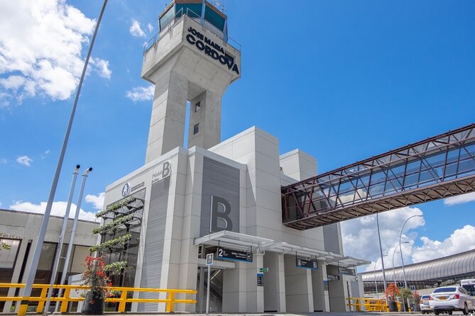 Private Transportation Medellin Airport or Vice Versa - Pickup and Drop-off Process