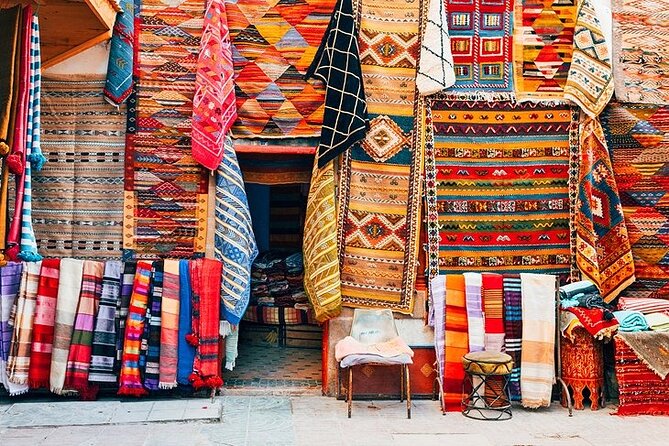 Private VIP Shopping Tour: Authentic Visit With a Licensed Guide - Meeting Point and Logistics