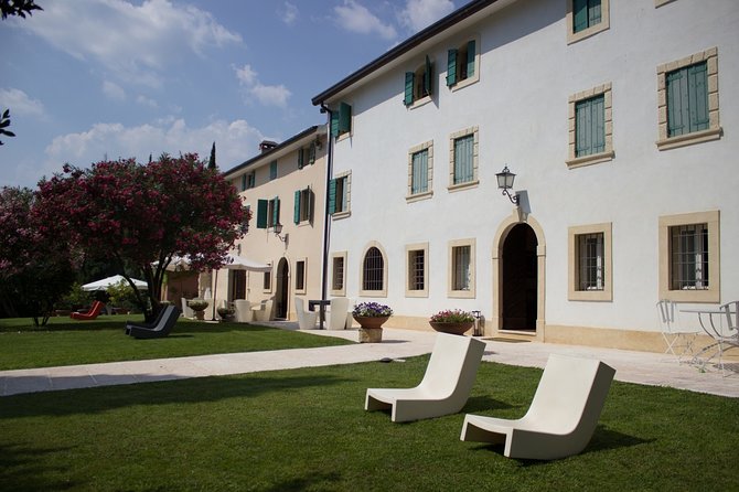 Private Wine Tasting in Mezzane Di Sotto - Meeting and Pickup