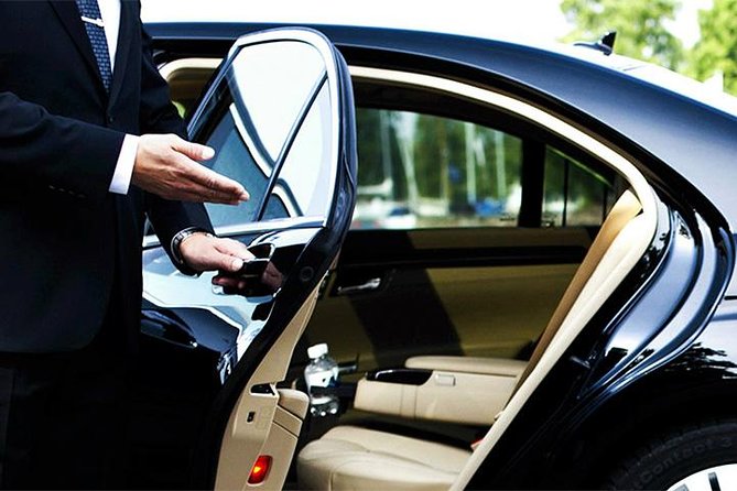 Privatetransfer From Santorini to Santorini Airport - Departure Experience