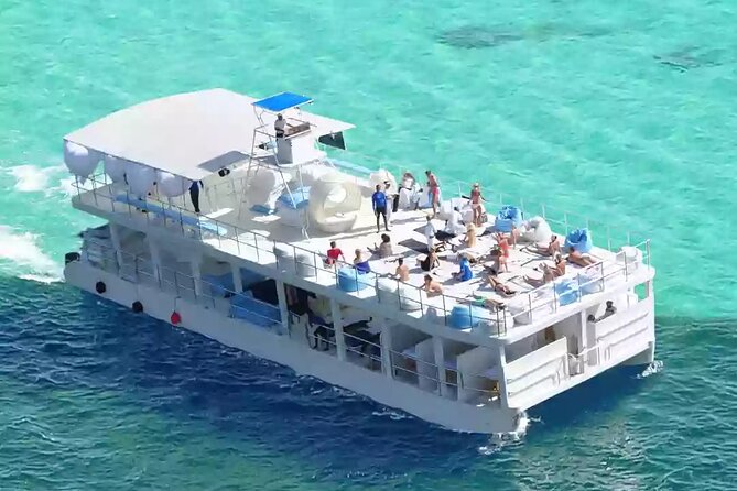 Punta Cana Adults Only Excursion to the Only Floating Day Spa - Inclusions and Offerings