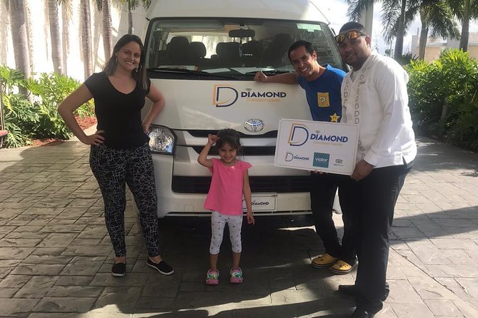 Punta Cana Private Airport Transfer to Uvero Alto Hotels* - Pickup and Drop-off