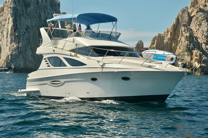 Pura Vida Yacht 42 FT With All Inclusive Service in Cabo - Included Amenities