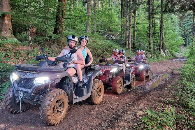 Quad Safari Gacka - All-Terrain Vehicle Exploration