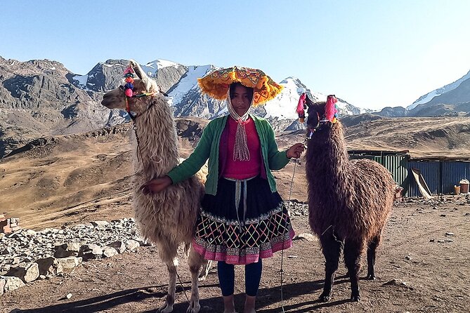 Rainbow Mountain in One Day From Cusco  (Private Service) - Personalized Attention From Guide